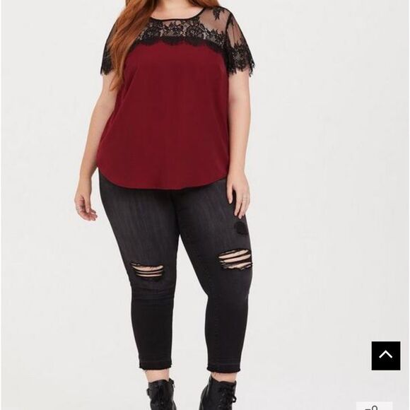 NWT TORRID Short Sleeve Red Satin With Lace Trim Blouse - Picture 2 of 6